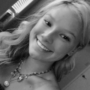 Meet your Posher, Molly